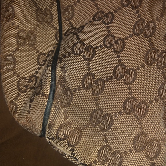 Gucci authentic large sukey handbag - Picture 3 of 8